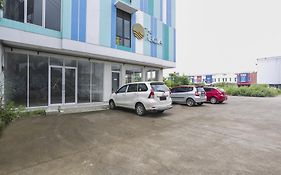 Collection O Bekasi Timur Near Gedung Juang Formerly Regia Tambun